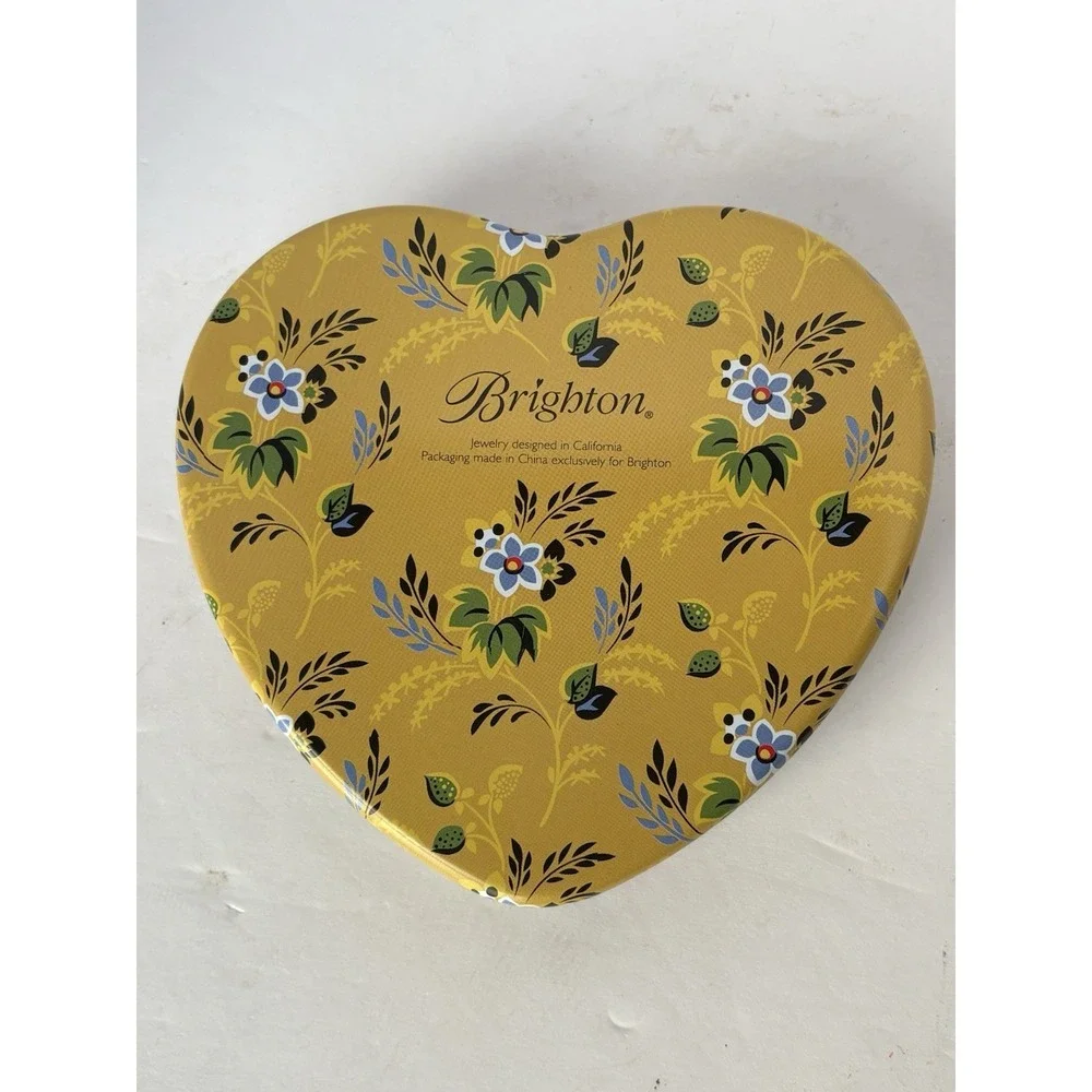 Brighton Large Tin Green Floral Design Heart Shaped Trinket Jewelry Gift Box